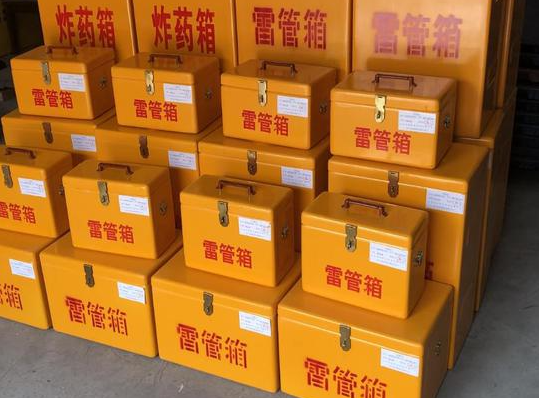 江汉石油管理局玻璃钢雷管箱的使用寿命一般是多少？