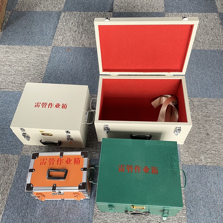 江汉石油管理局爆破工程作业箱如何选择？玻璃钢与传统材质的全面对比